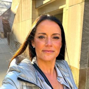 Meet your Posher, Holli